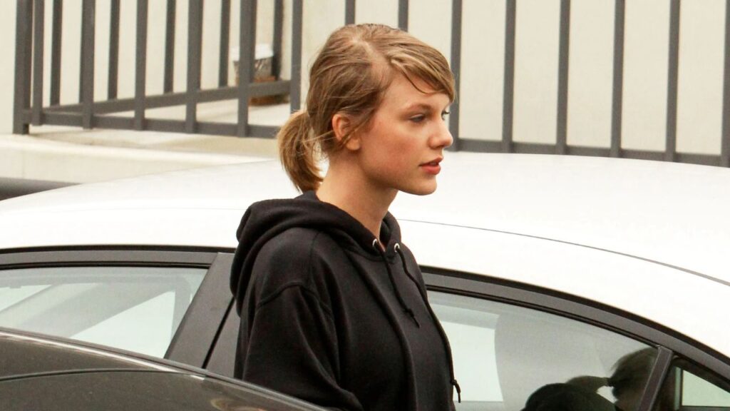 Taylor Swift No Makeup